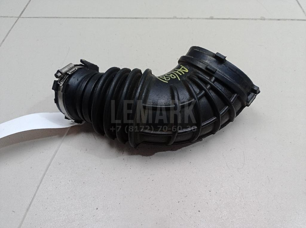 Патрубок воздушного фильтра