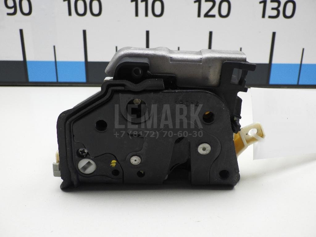 Замок двери задней правой