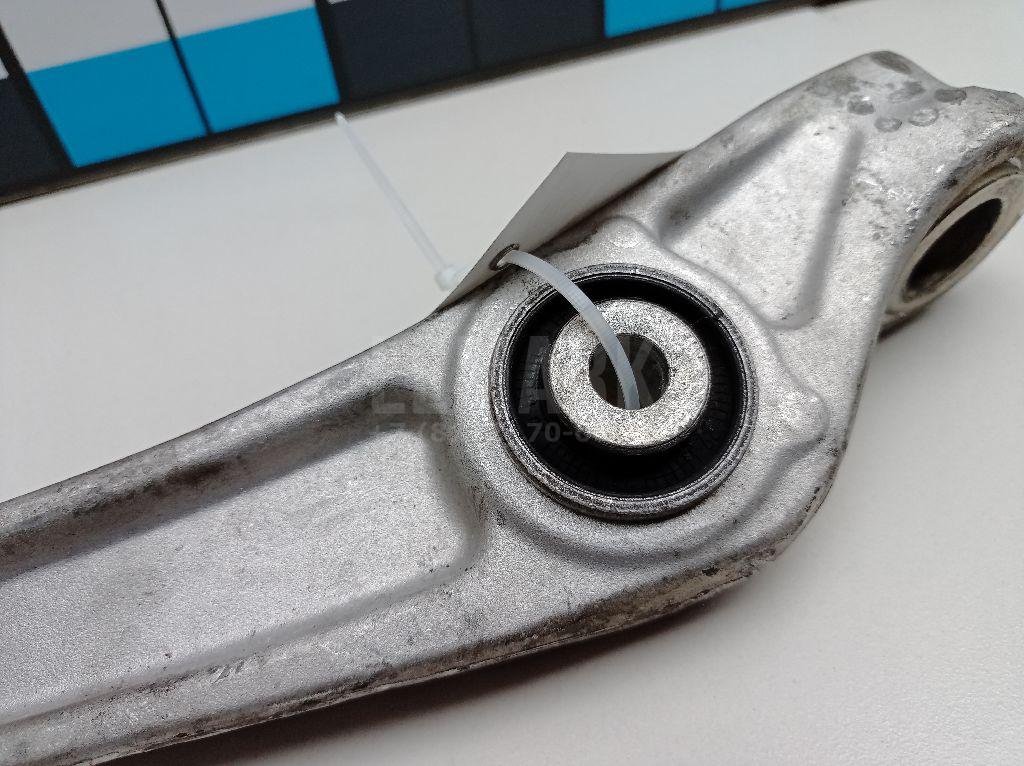 Рычаг передний нижний левый передний