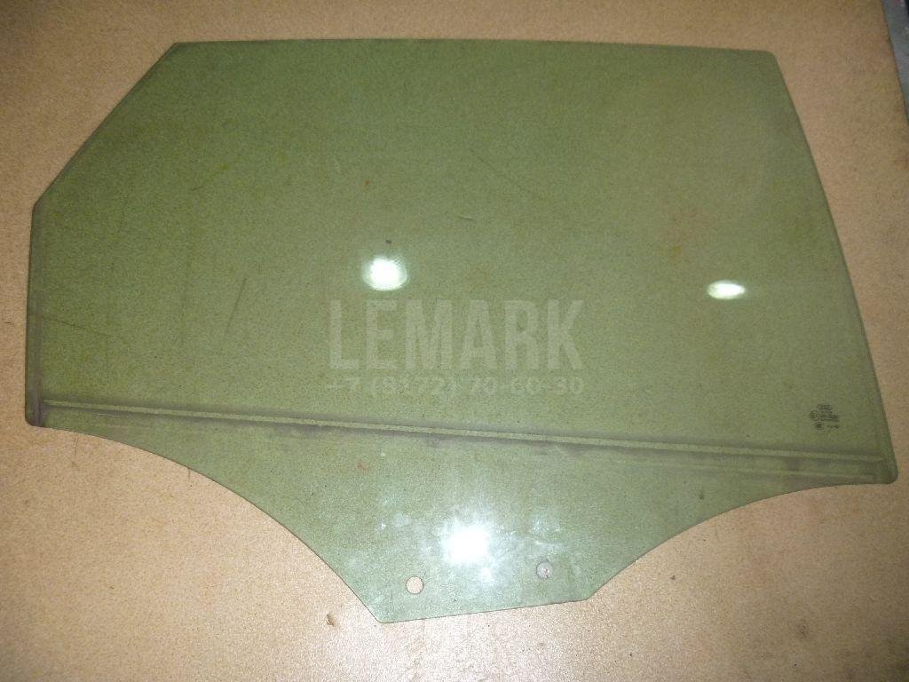 Стекло двери задней правой