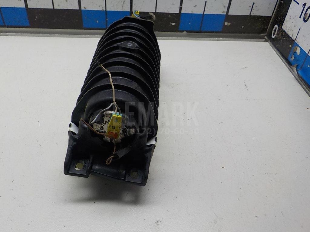 Подушка безопасности пассажирская (в торпедо)