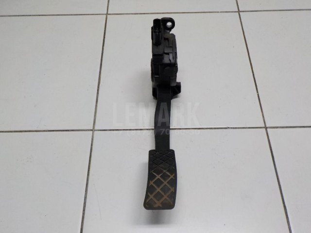 Педаль газа