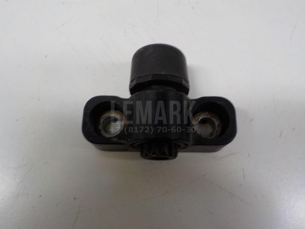 Отбойник крышки багажника