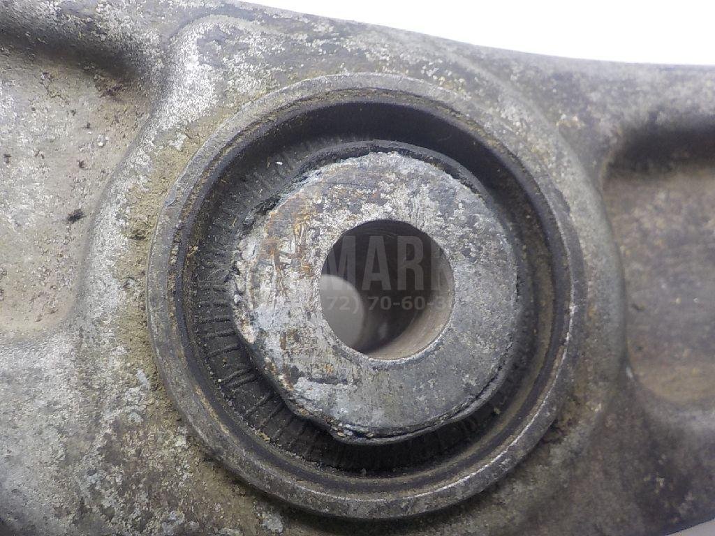 Рычаг передний нижний левый передний