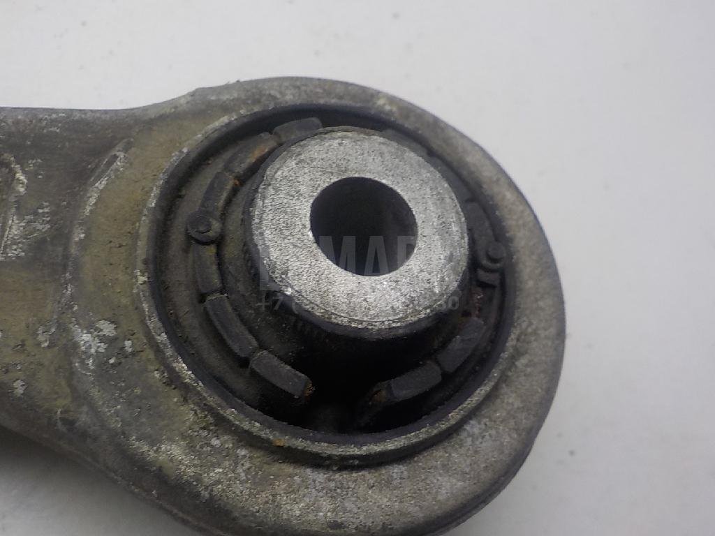 Рычаг передний нижний левый передний