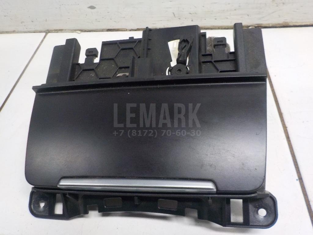 Пепельница передняя