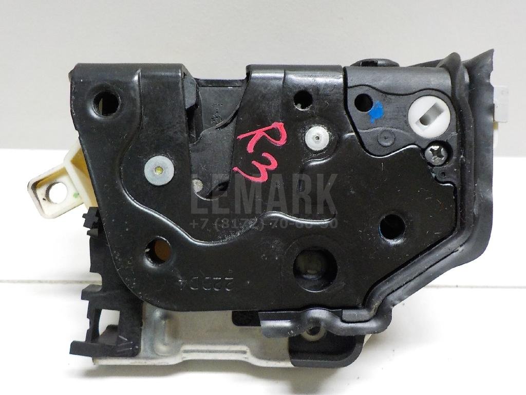 Замок двери задней правой