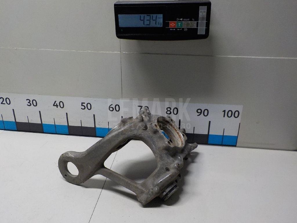 Кулак поворотный задний левый