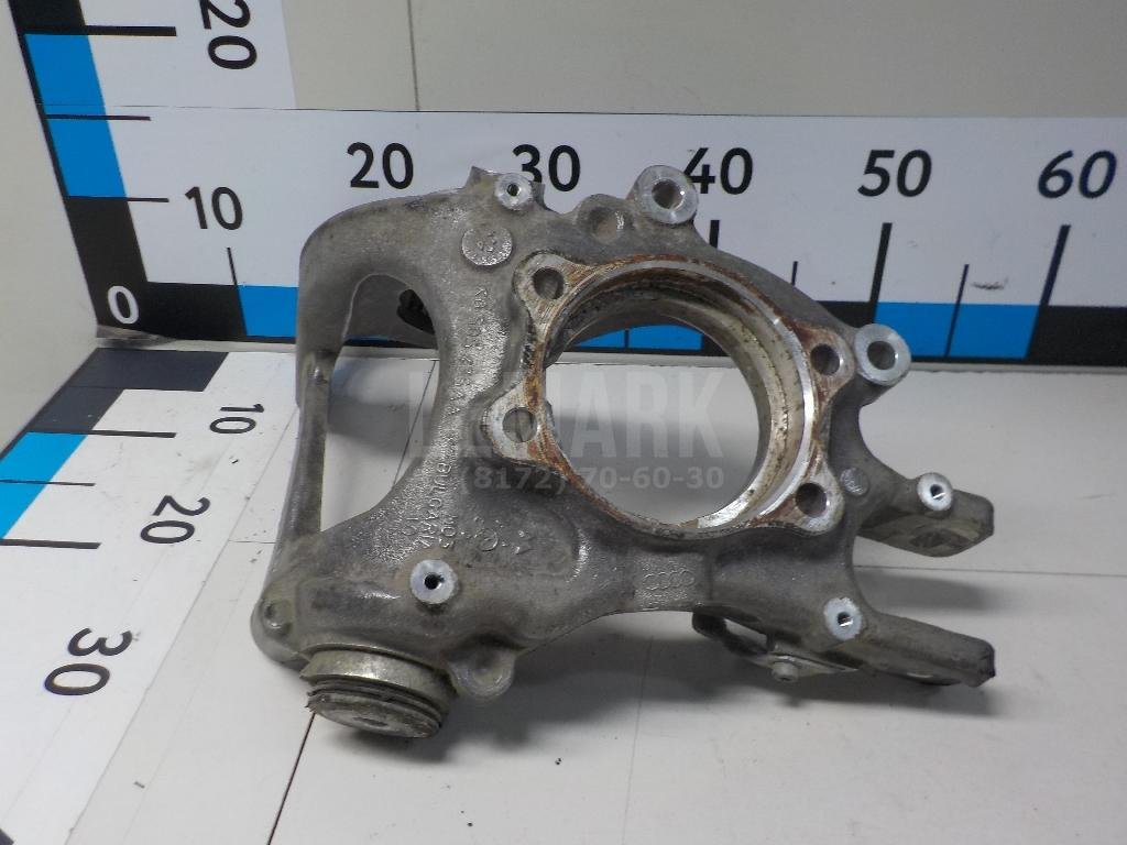 Кулак поворотный задний левый