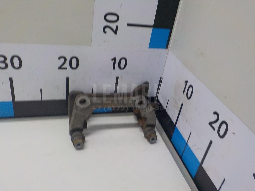 Скоба суппорта заднего правого