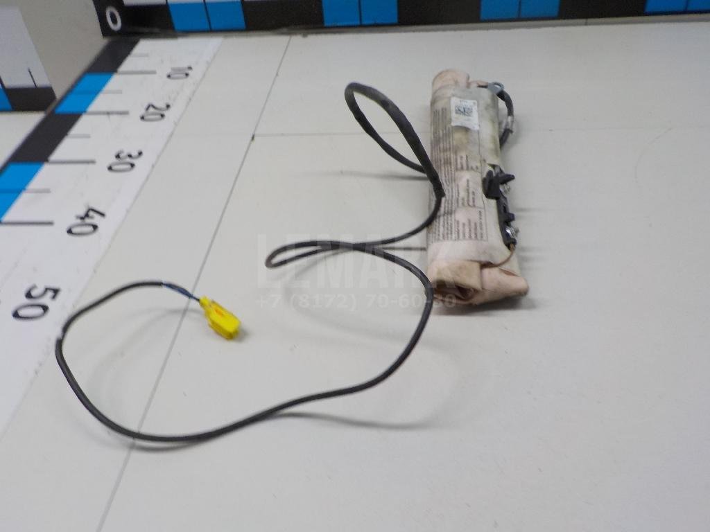 Подушка безопасности боковая (в сиденье)