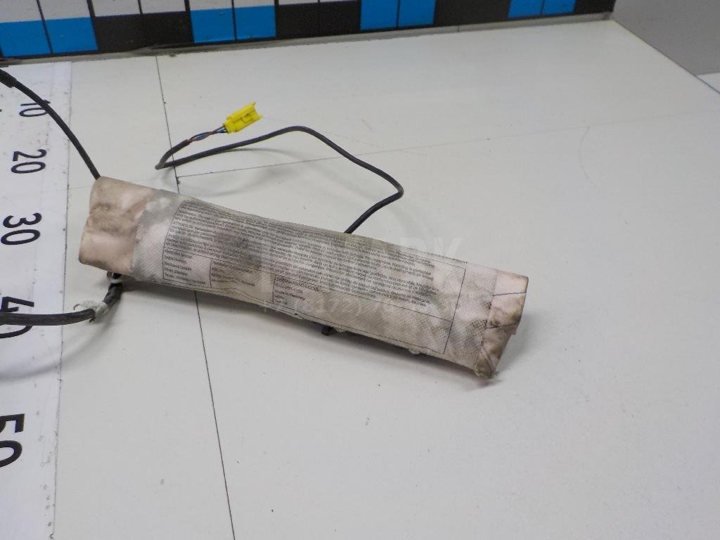 Подушка безопасности боковая (в сиденье)