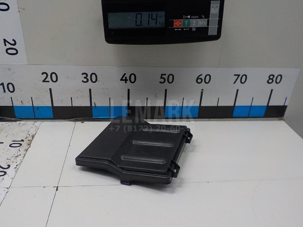 Крышка блока предохранителей