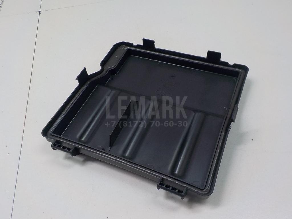 Крышка блока предохранителей