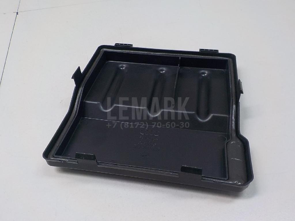 Крышка блока предохранителей