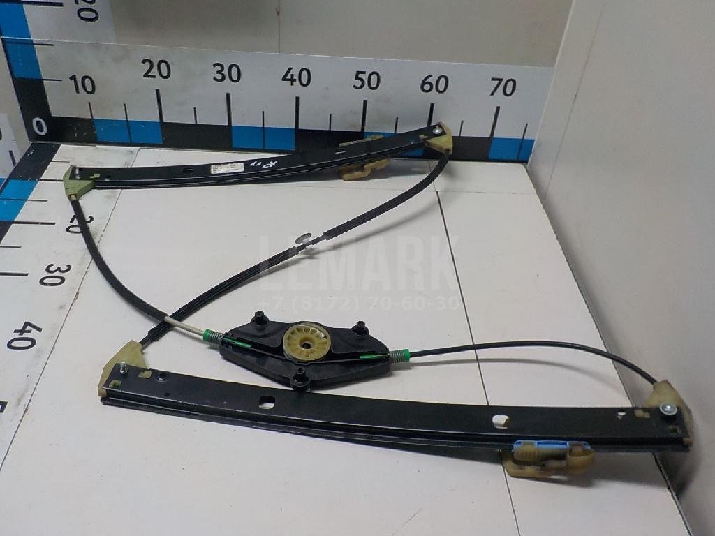 Стеклоподъемник электр. передний правый