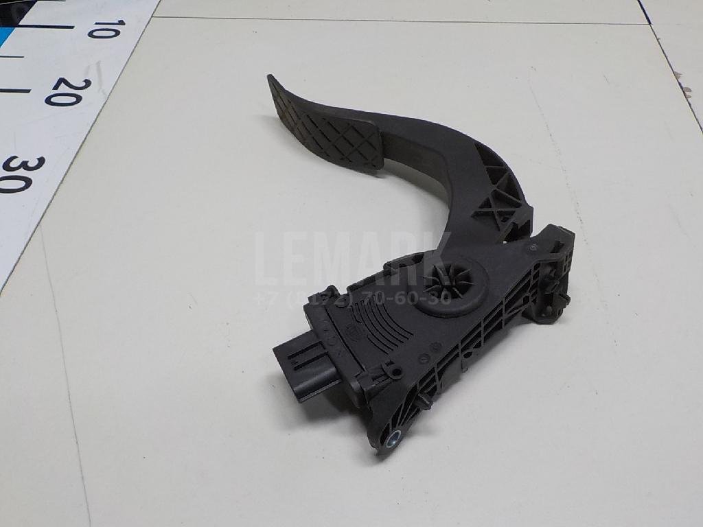 Педаль газа