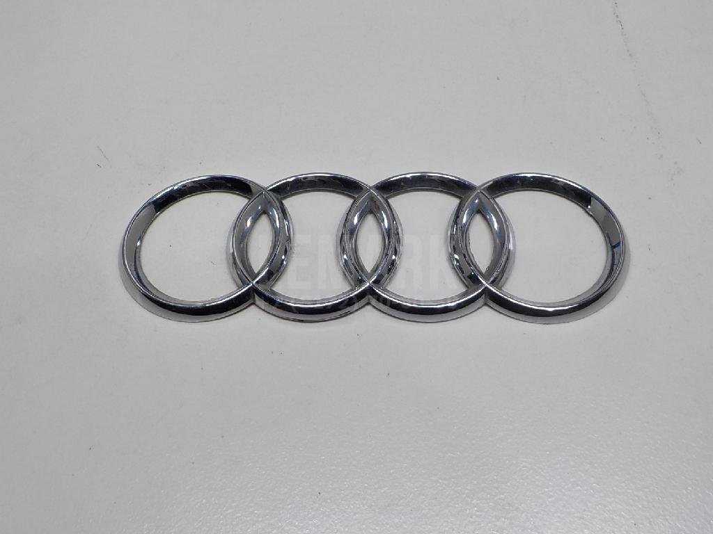 Эмблема на крышку багажника