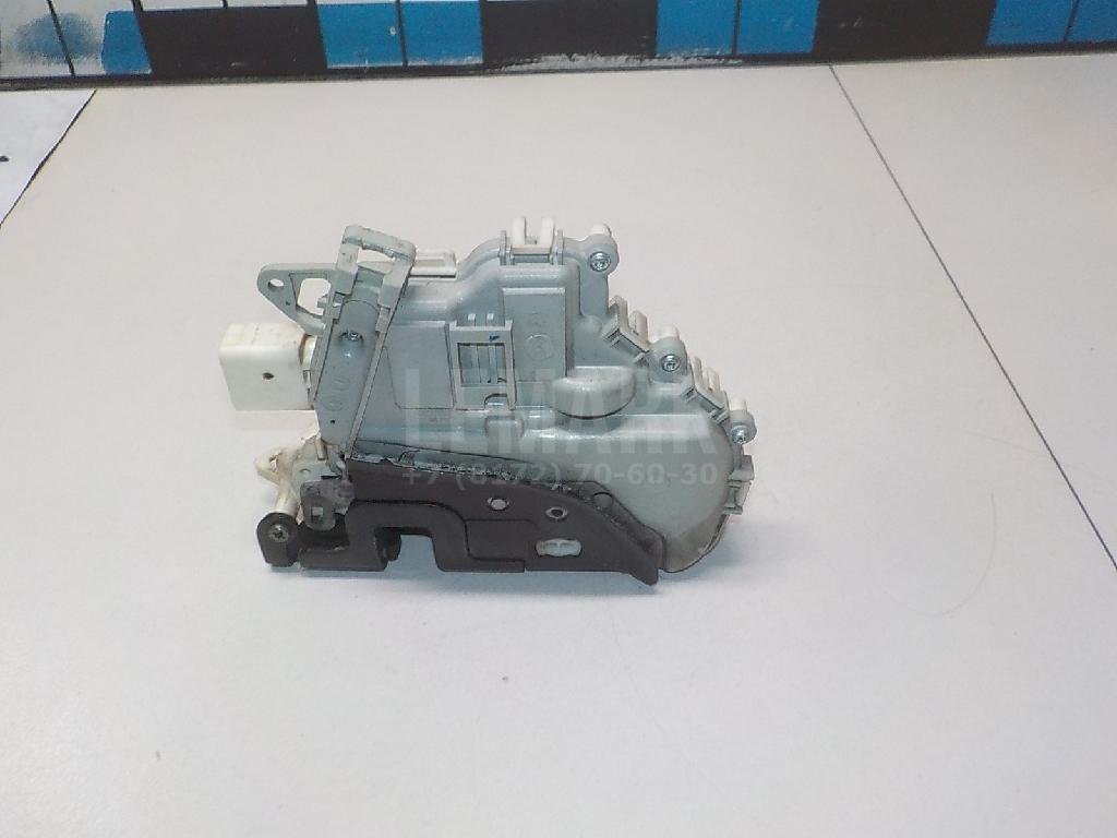 Замок двери передней правой