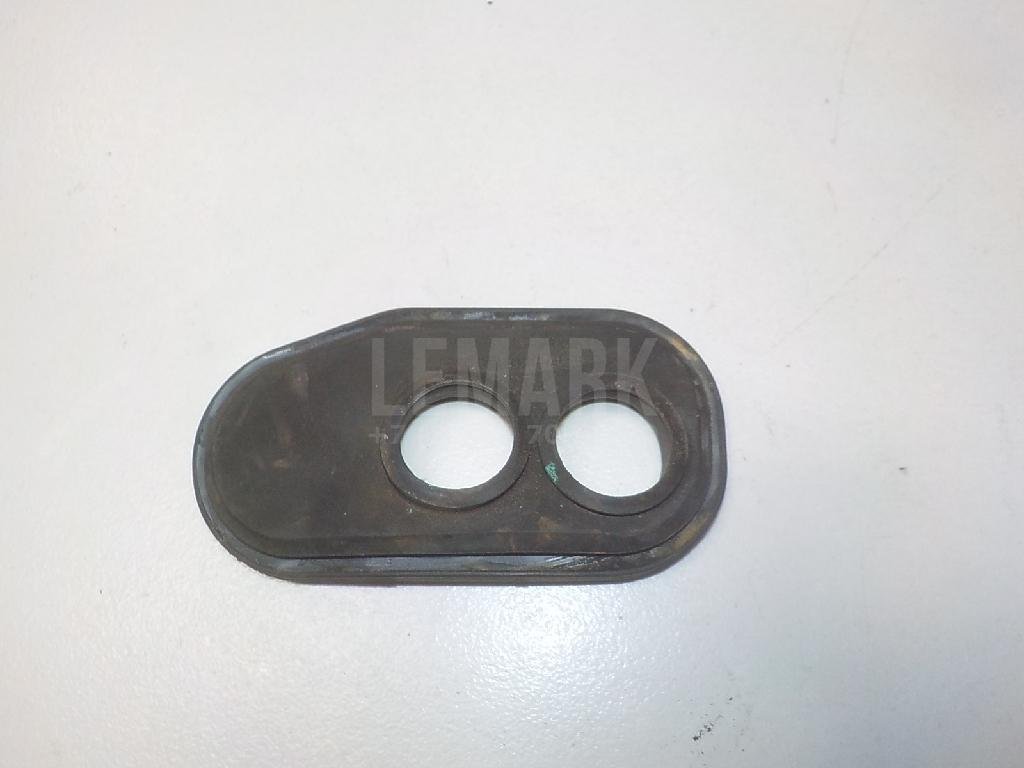 Втулка (кузов внутри)