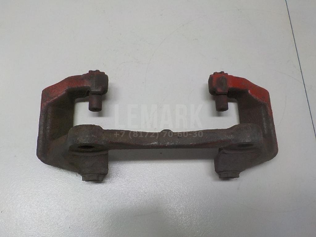 Скоба суппорта переднего