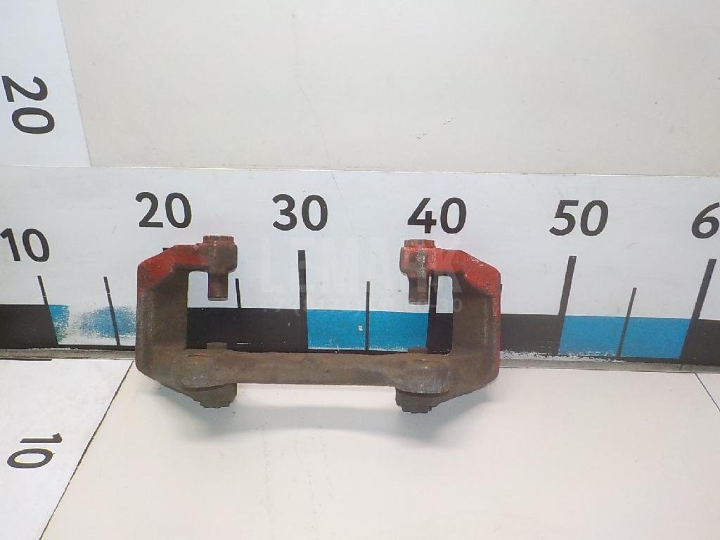 Скоба суппорта переднего