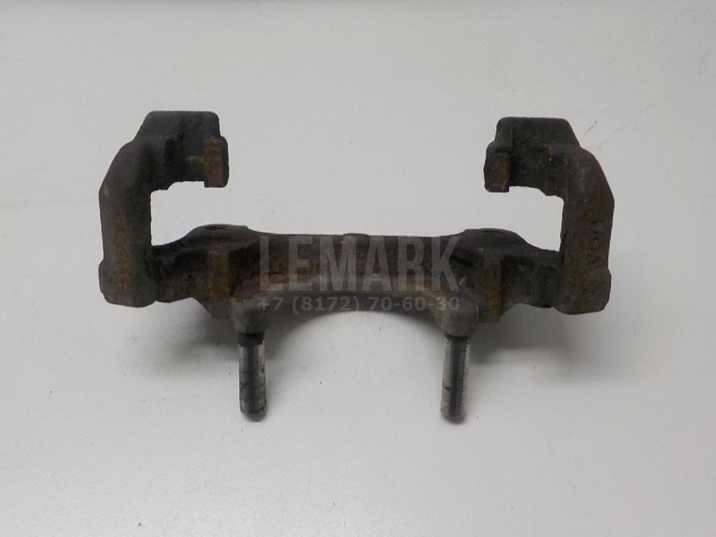 Скоба суппорта переднего