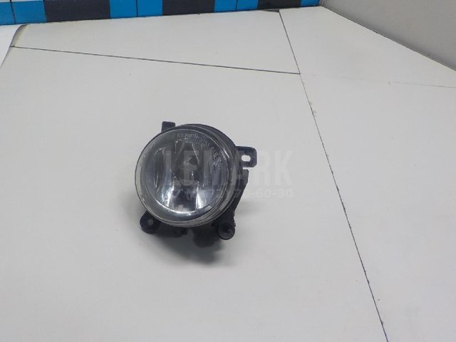Фара противотуманная правая