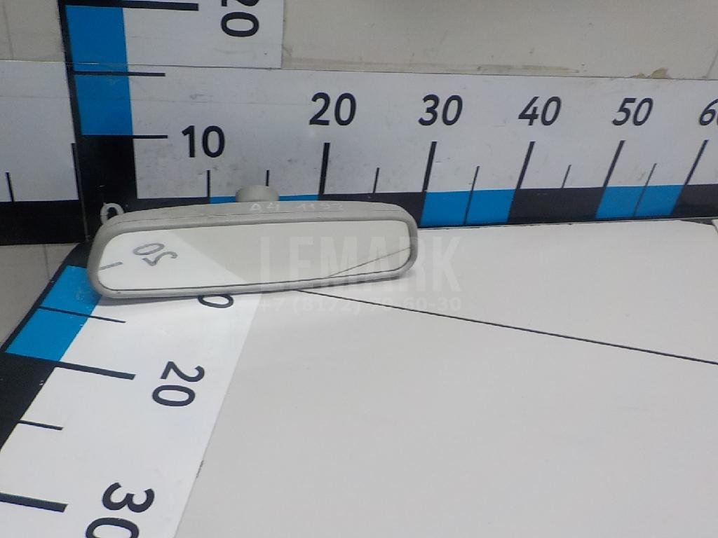 Зеркало заднего вида