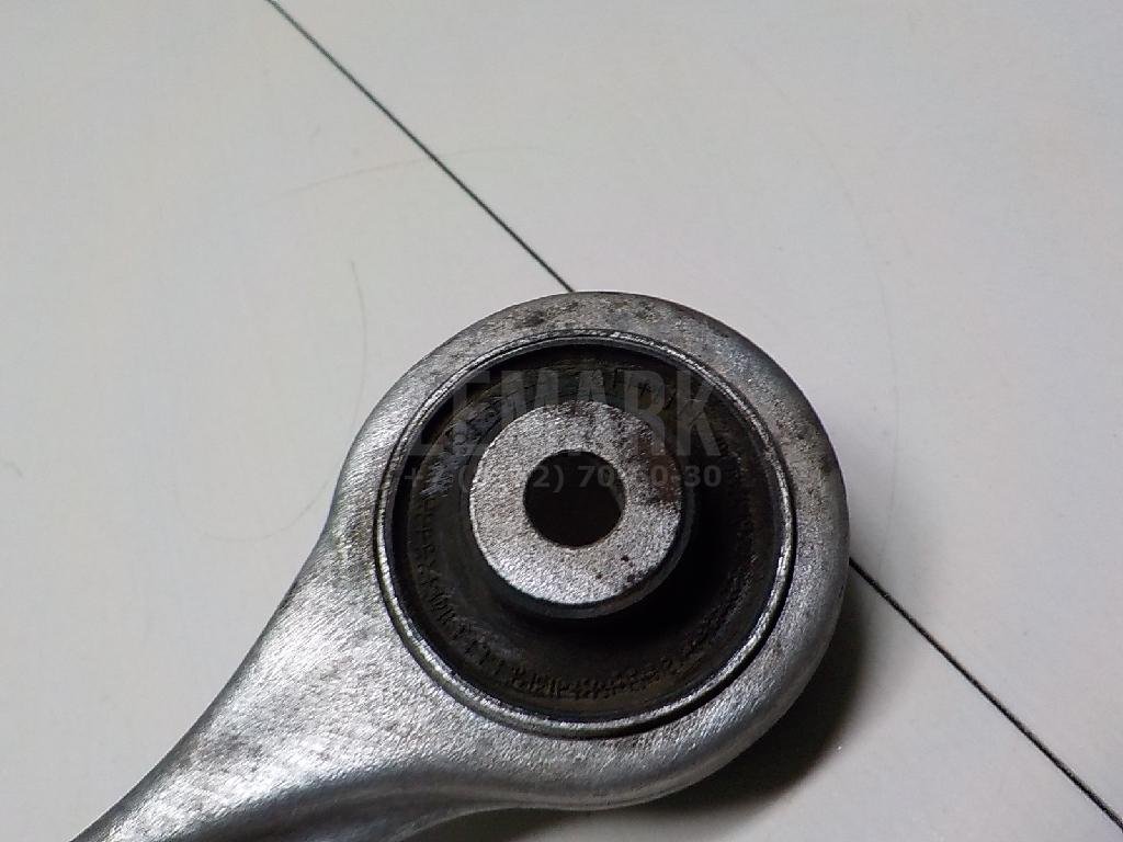 Рычаг передний верхний левый передний