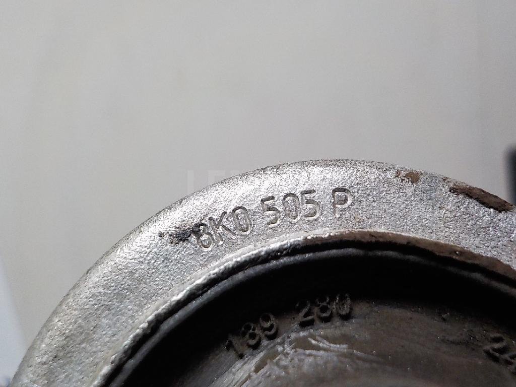 Рычаг передний верхний левый передний