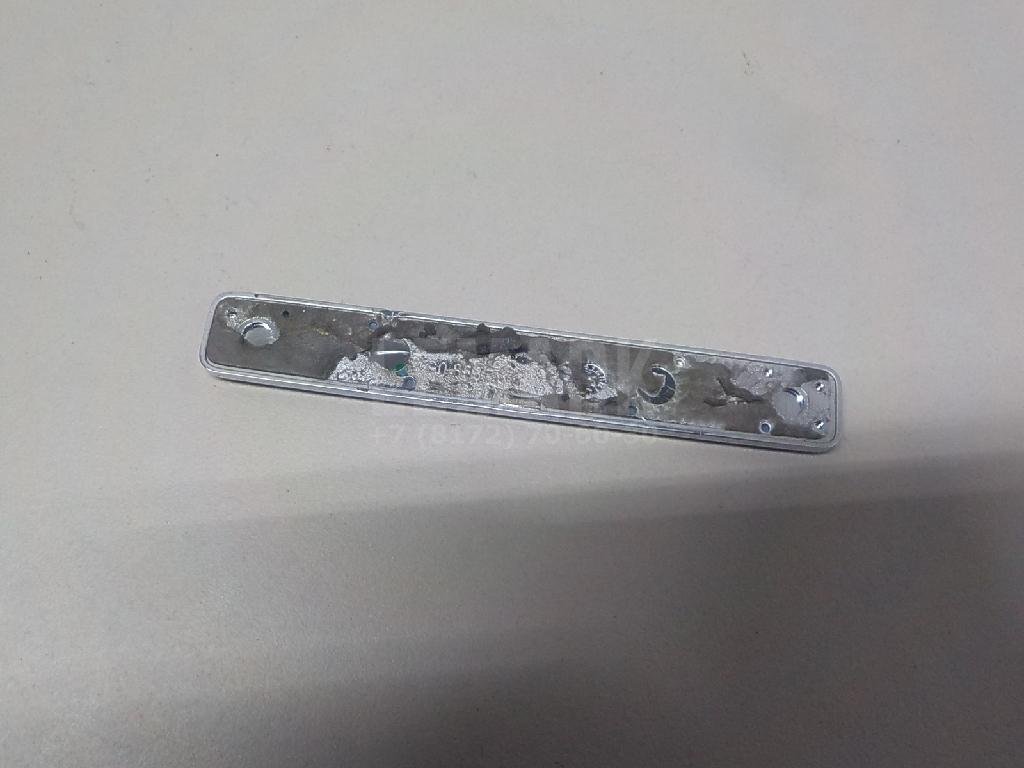 Эмблема на крышку багажника