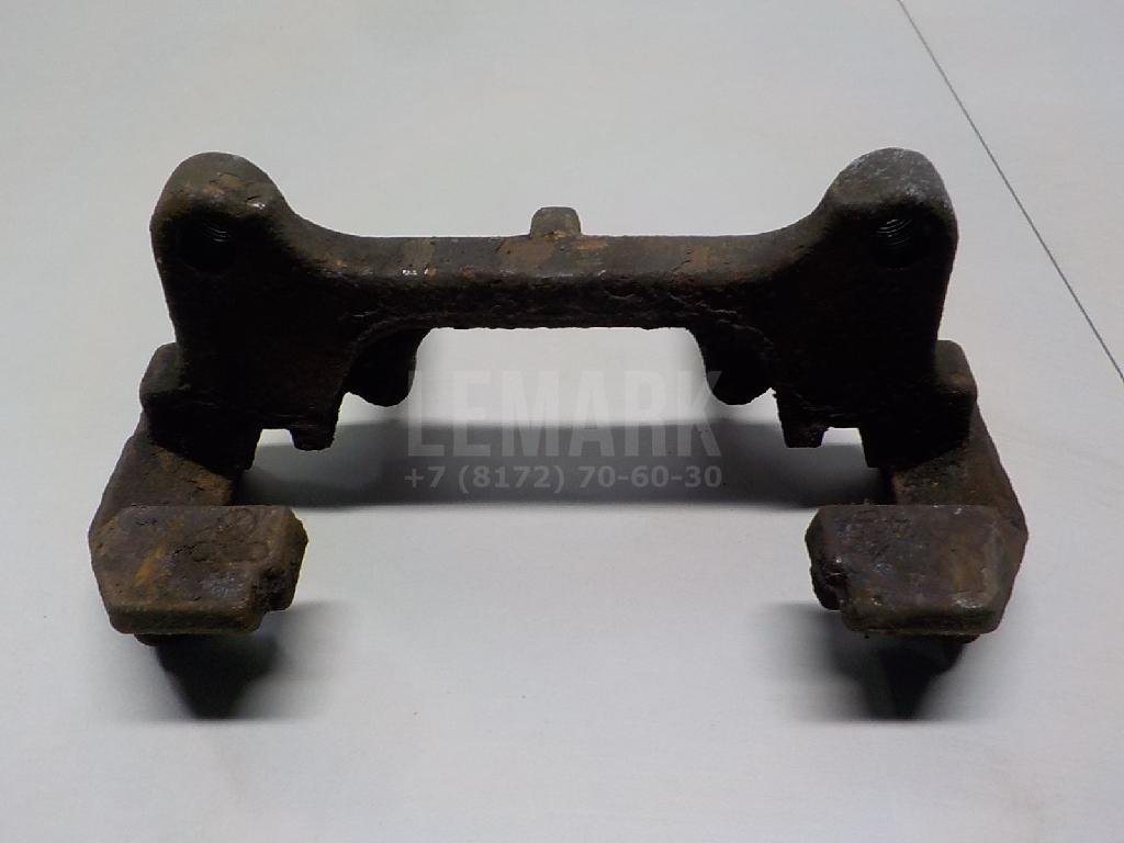 Скоба суппорта переднего