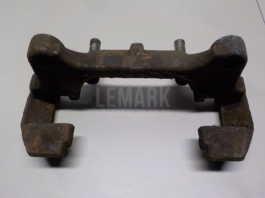 Скоба суппорта переднего