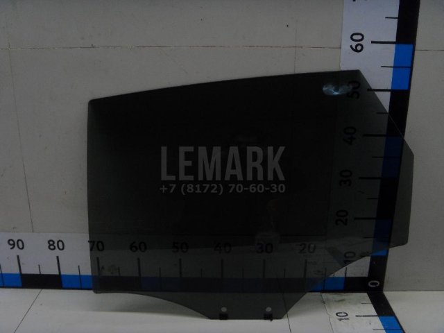 Стекло двери задней левой