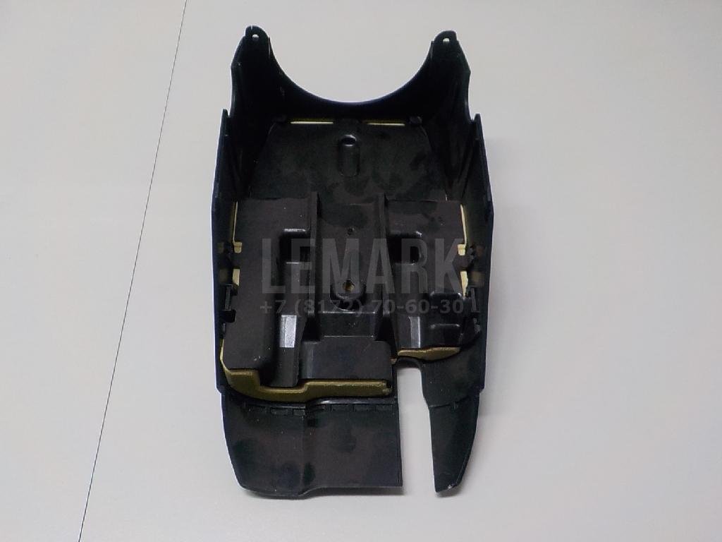 Кожух рулевой колонки нижний