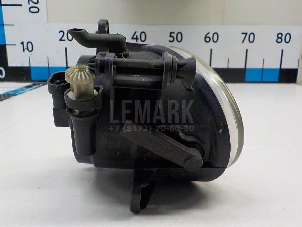 Фара противотуманная правая