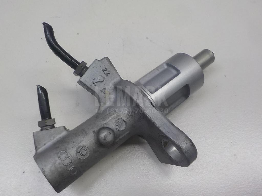 Цилиндр тормозной главный