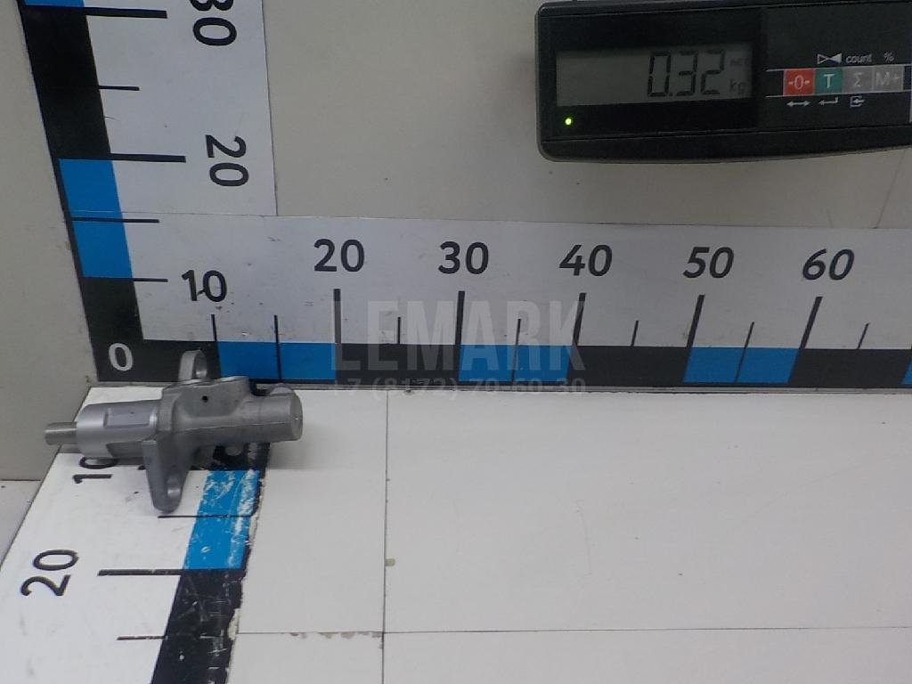 Цилиндр тормозной главный