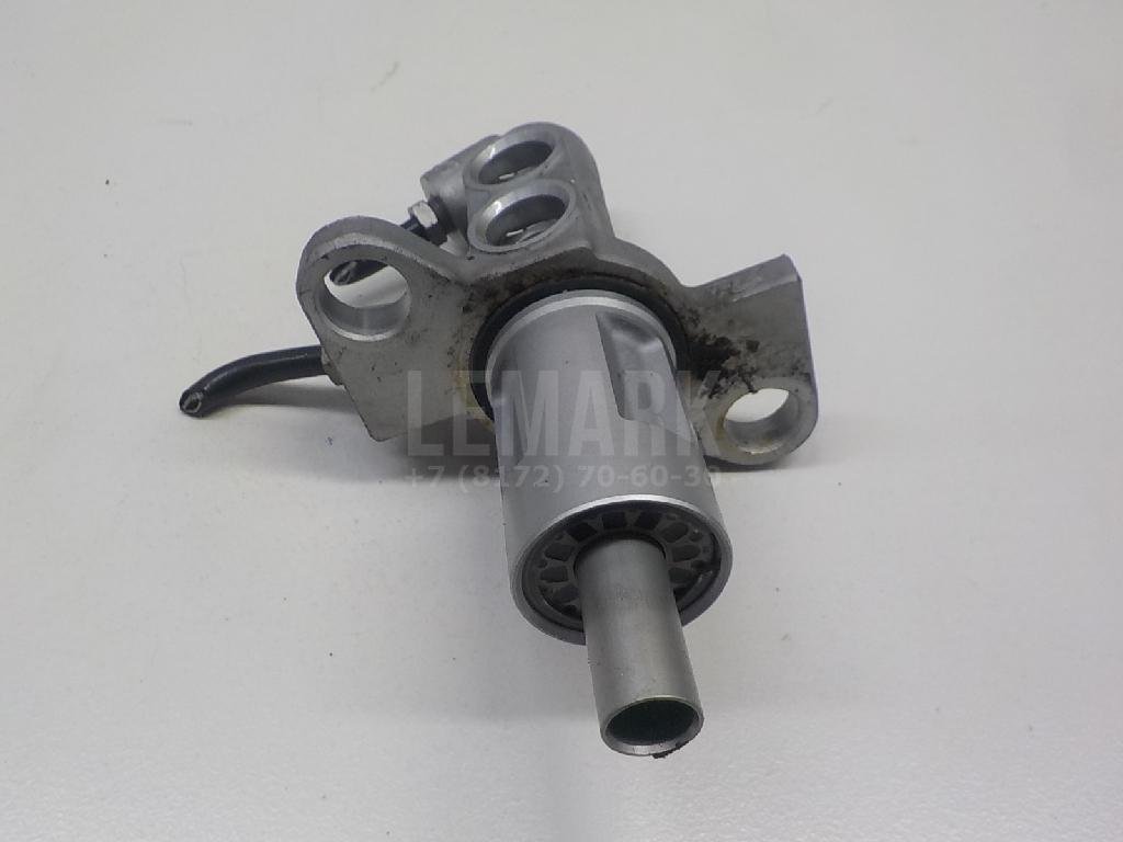 Цилиндр тормозной главный