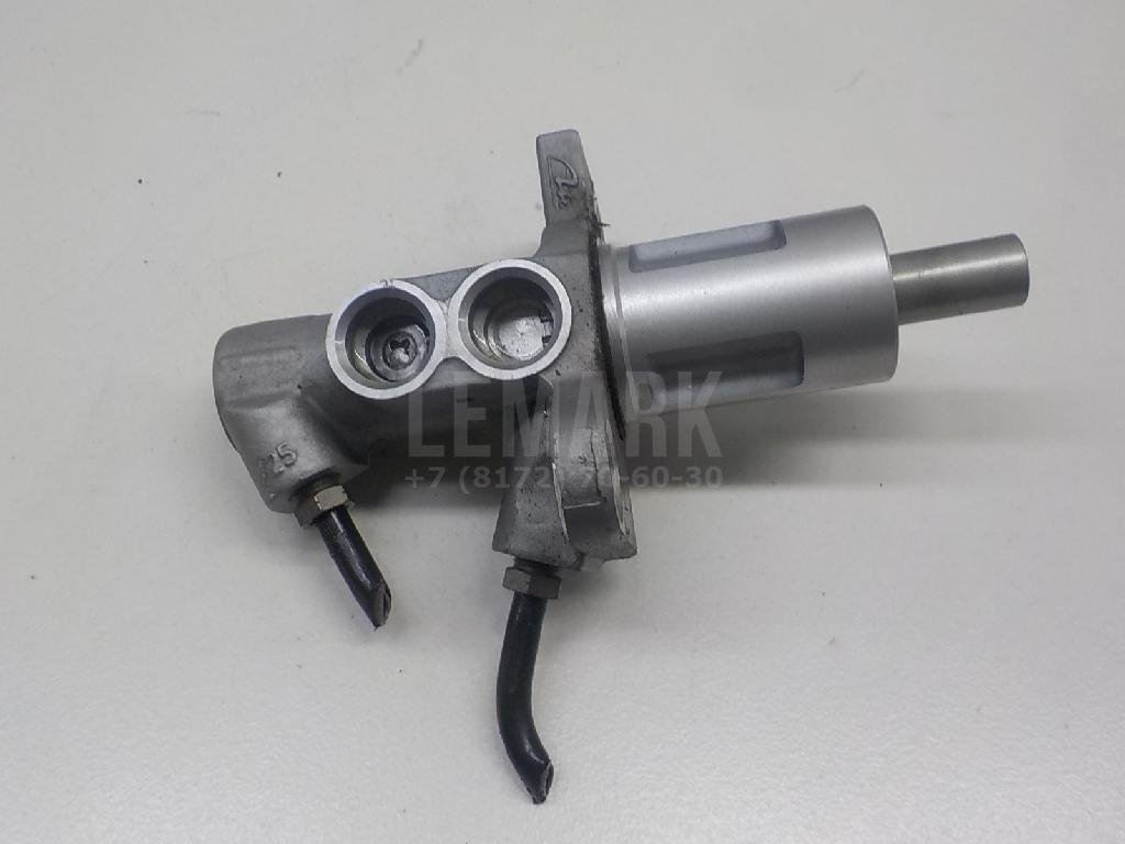 Цилиндр тормозной главный