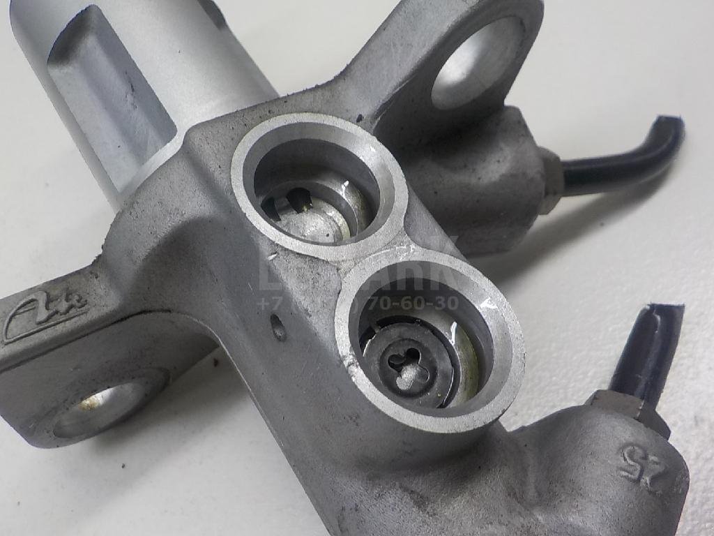 Цилиндр тормозной главный