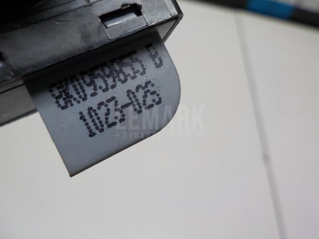 Кнопка стеклоподъемника