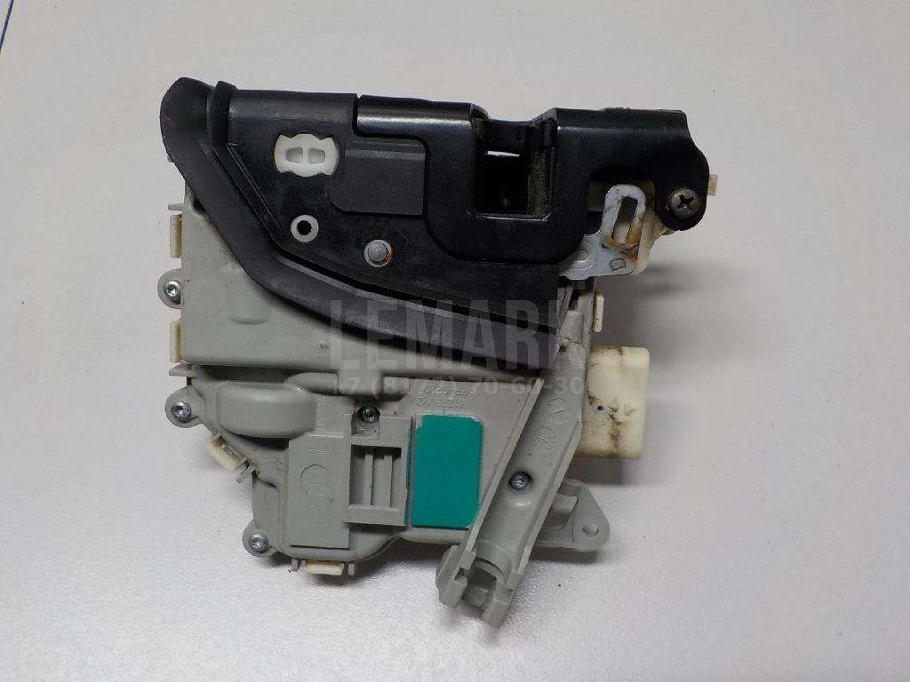 Замок двери передней правой