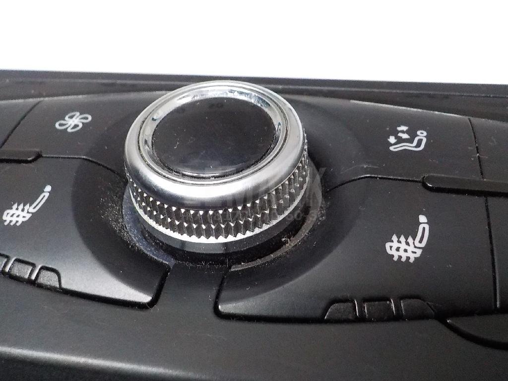 Блок управления климатической установкой