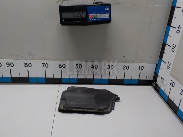 Крышка блока предохранителей