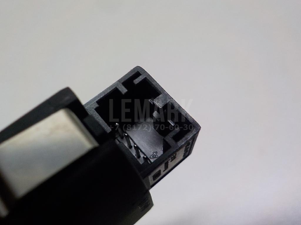 Кнопка центрального замка