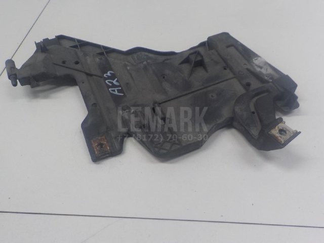 Кронштейн крепления фары