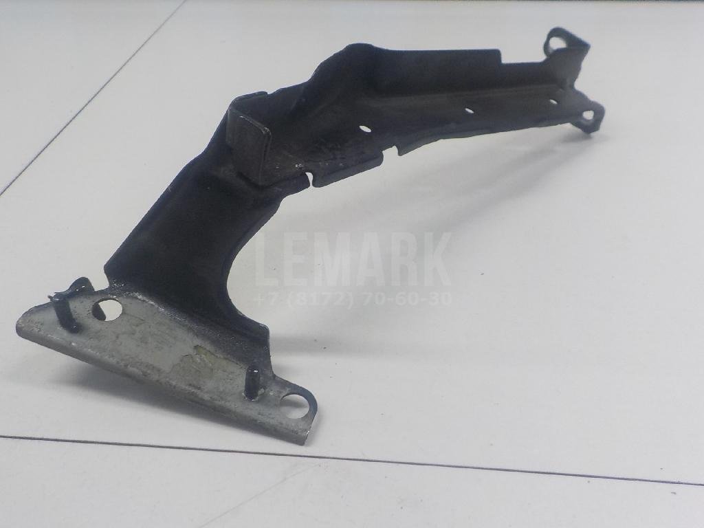 Кронштейн крепления крыла