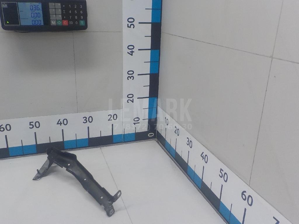 Кронштейн крепления крыла